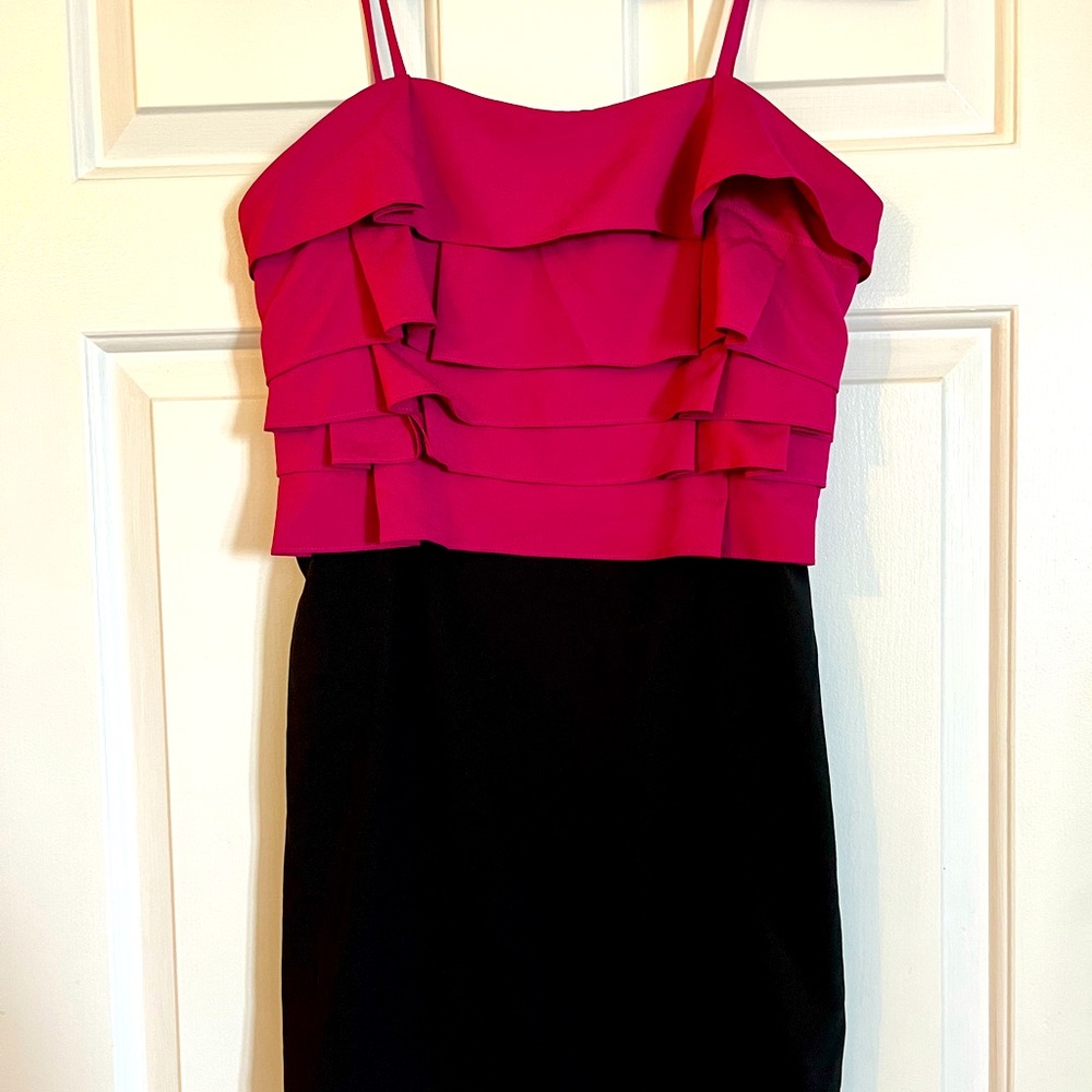 Fuchsia and Black mid thigh dress. Size small.